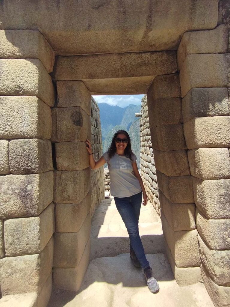 adolfina-machu-picchu-entrada